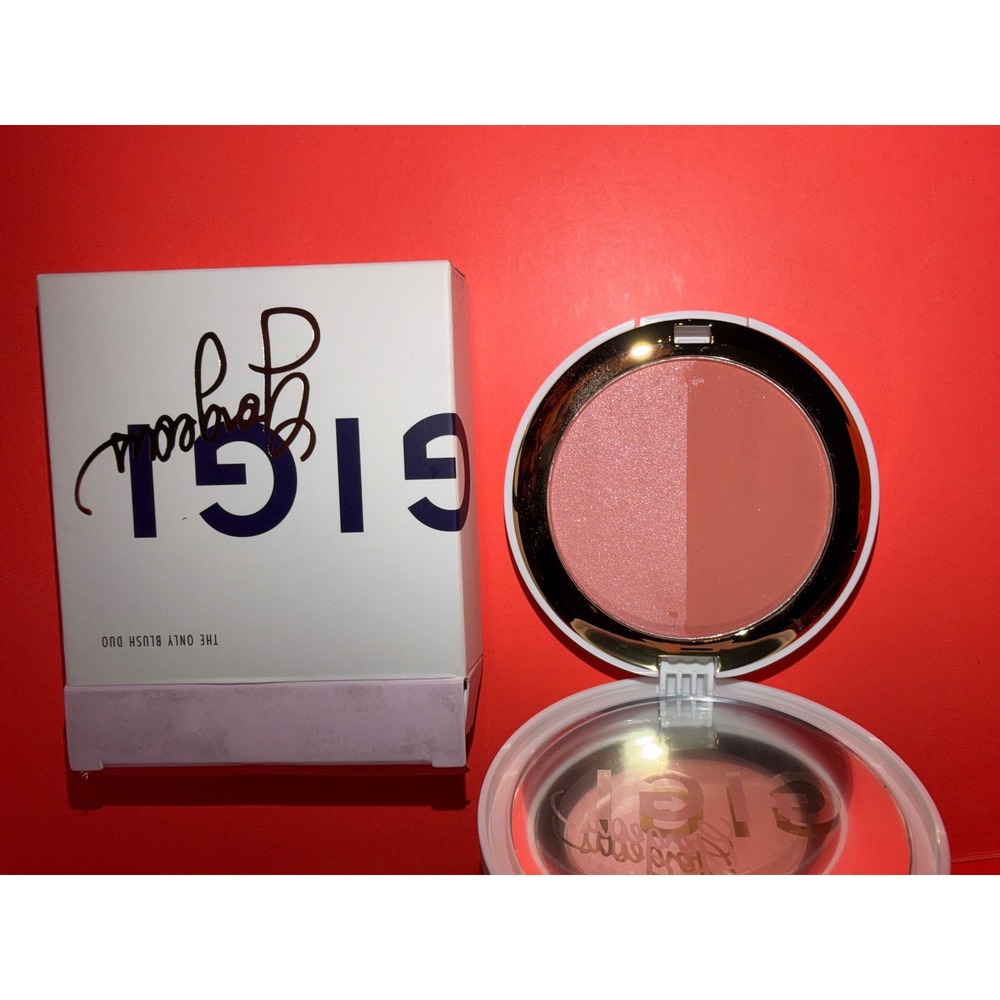 Gigi Gorgeous The Only Blush Duo Shimmer Compact with Mirror Face
